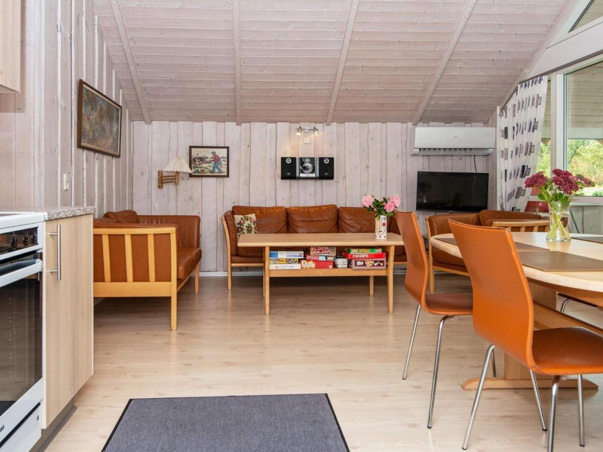 8 Person Holiday Home In Hovborg Exteriér fotografie