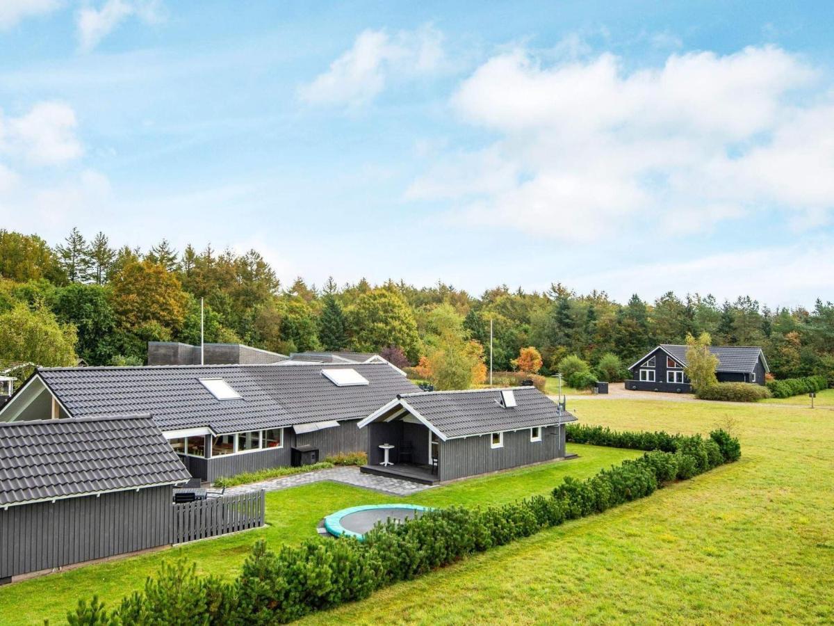 8 Person Holiday Home In Hovborg Exteriér fotografie